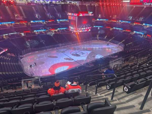 Honda Center, section: 416, row: r, seat: 3