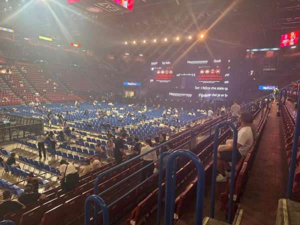Unipol Forum, section: b24, row: 4, seat: 3