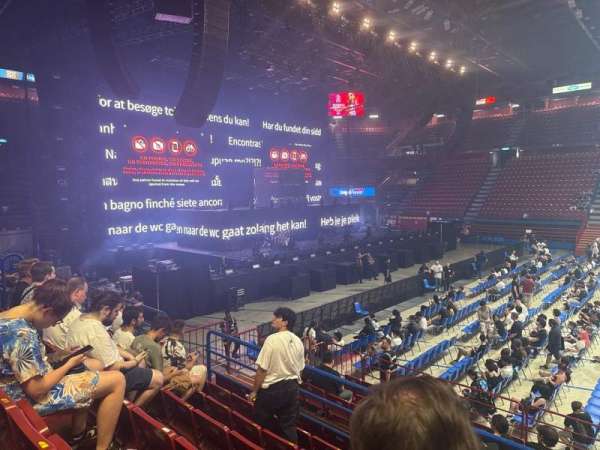 Unipol Forum, section: B6, row: 6, seat: 3