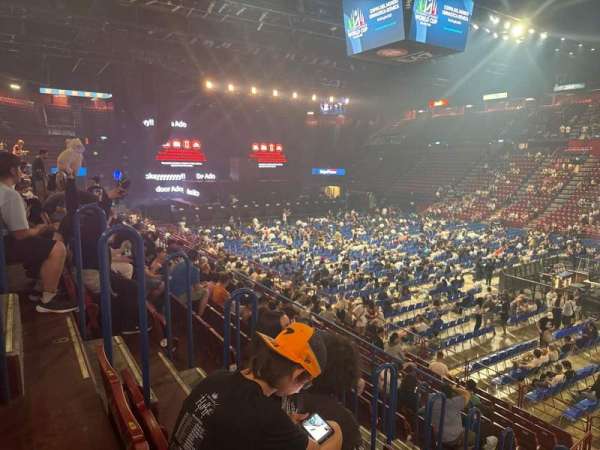 Unipol Forum, section: b2, row: 9, seat: 10