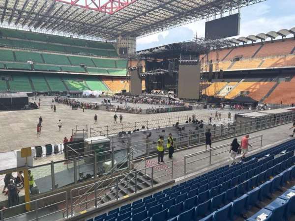 San Siro, section: 111, row: 10, seat: 22