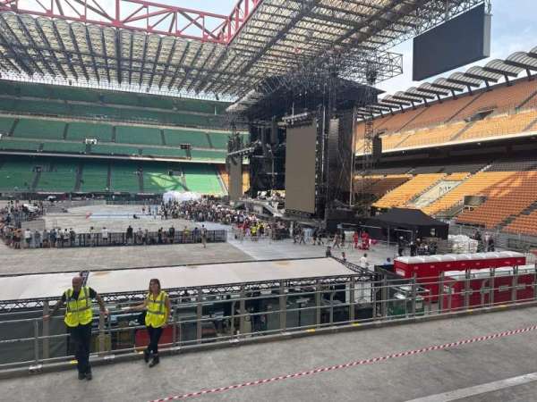 San Siro, section: 105, row: 7, seat: 11