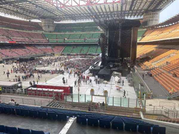 San Siro, section: 102, row: 6, seat: 4