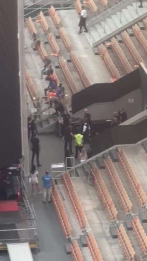 San Siro, section: 305, row: 7, seat: 10