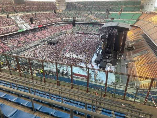 San Siro, section: 305, row: 8, seat: 2