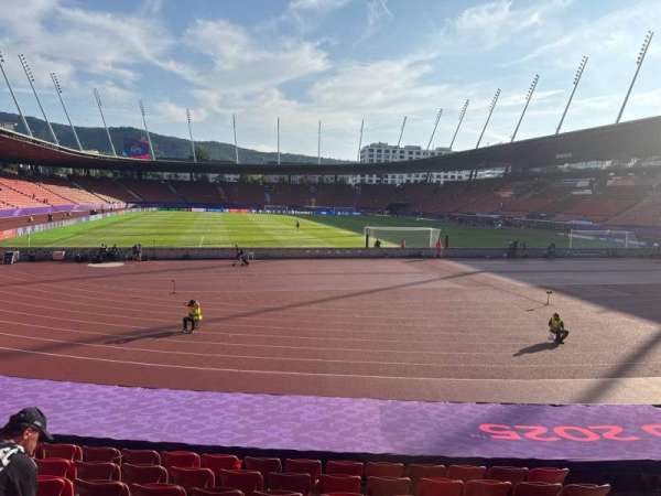 Letzigrund, section: B14, row: 11, seat: 6
