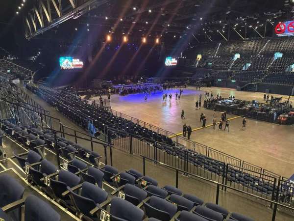 Hallenstadion, section: w1, row: 36, seat: 18