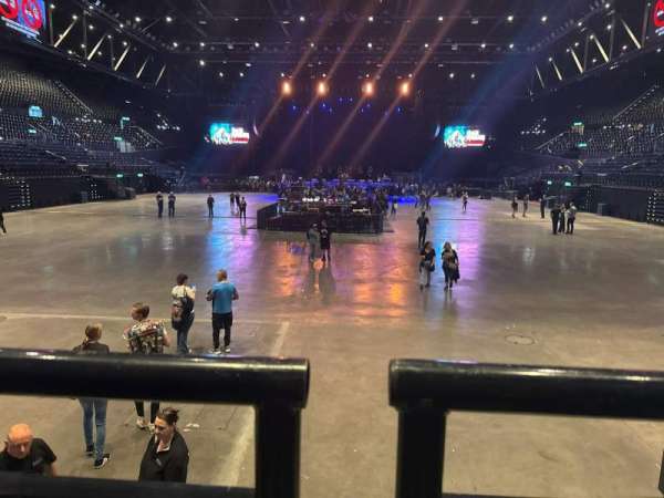 Hallenstadion, section: a1, row: 18, seat: 12