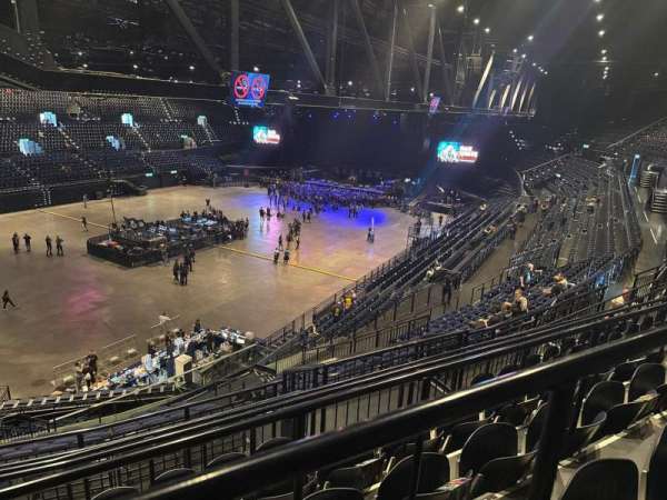 Hallenstadion, section: d2, row: 46, seat: 19