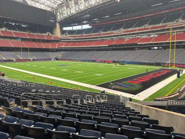 NRG Stadium, section: 101, row: s, seat: 8