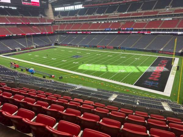 NRG Stadium, section: 305, row: m, seat: 11