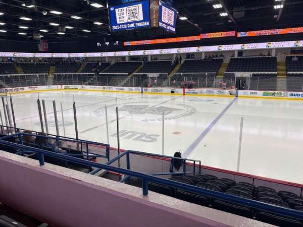 Dort Financial Center, section: 12, row: h, seat: 4