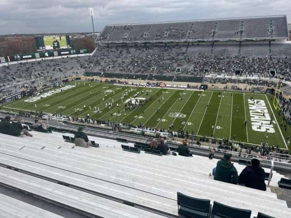 Spartan Stadium, section: 121, row: 19, seat: 21
