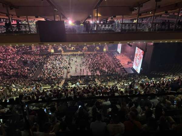 Madison Square Garden, section: 211, row: 23, seat: 10