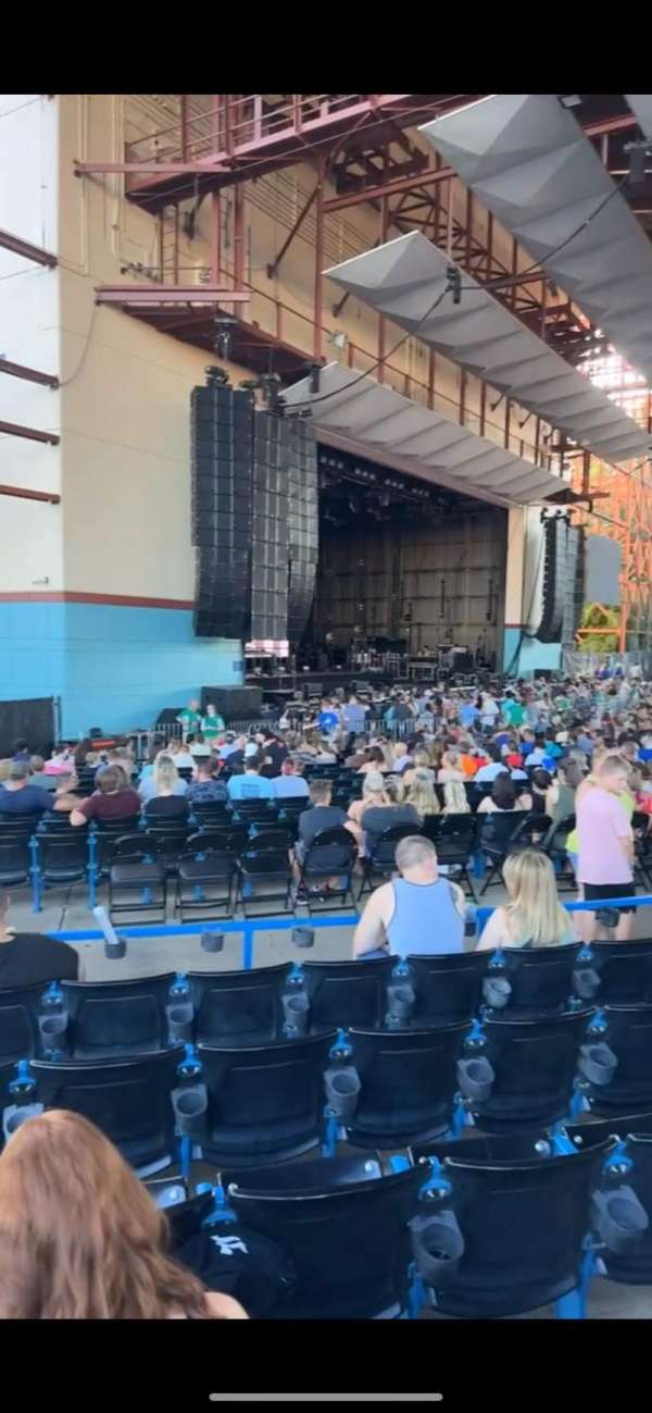 Riverbend Music Center, section: 400, row: T, seat: 449