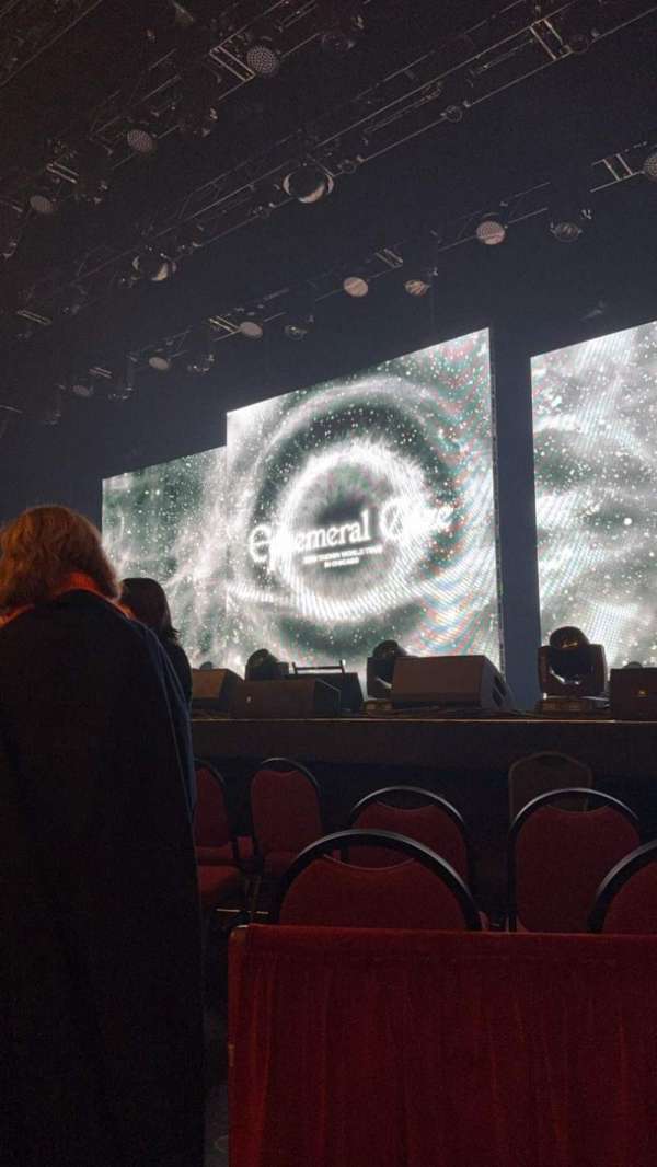 Chicago Theatre, section: MNFL3R, row: BB, seat: 306