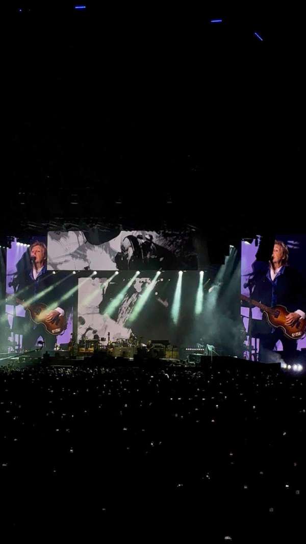 Paris La Défense Arena, section: 111, row: 16, seat: 42