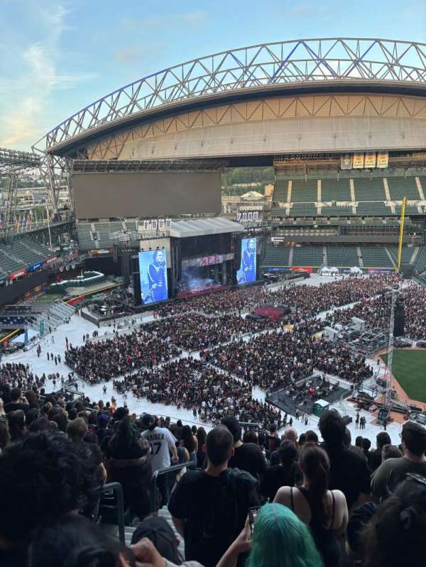 T-Mobile Park, section: 340, row: 21, seat: 21