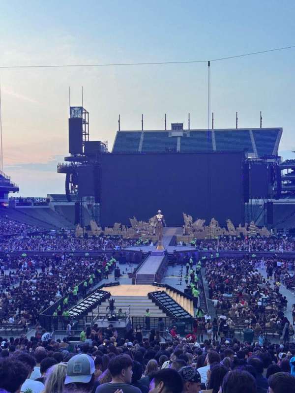 Lincoln Financial Field, section: 111, row: 33, seat: 21