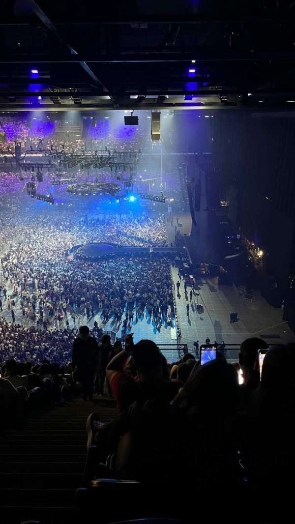 Paris La Défense Arena, section: 420, row: 61, seat: 15