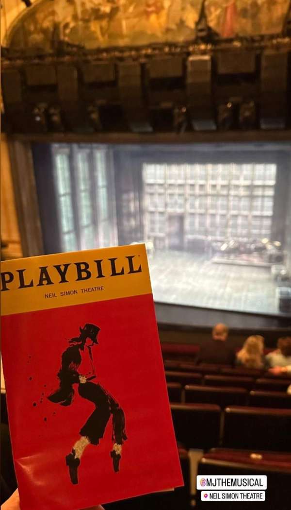 Neil Simon Theatre, section: Mezzanine R, row: O, seat: 2