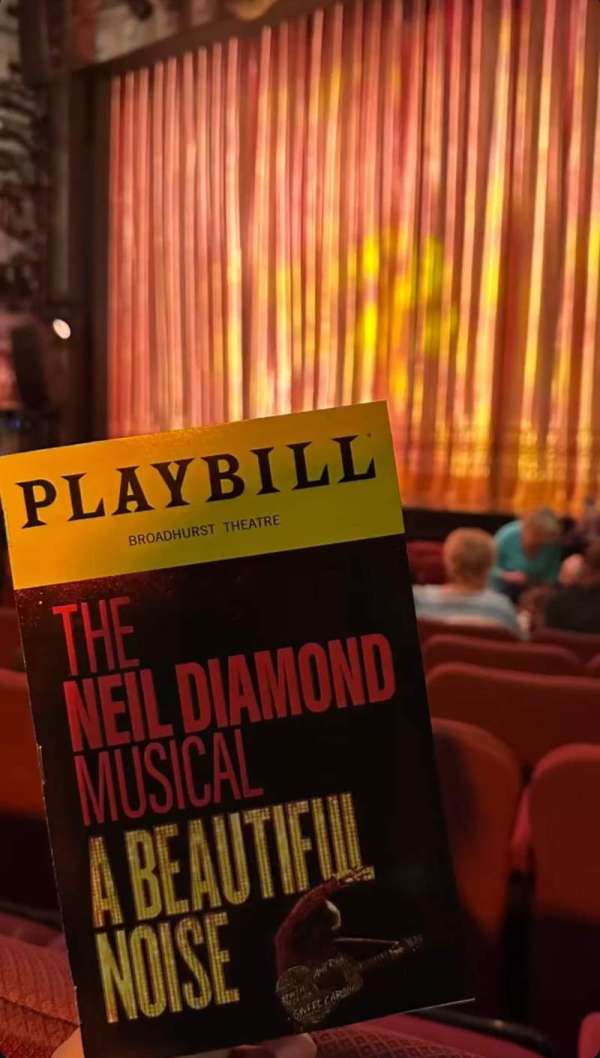 Broadhurst Theatre, section: ORCHESTRA R, row: M, seat: 12