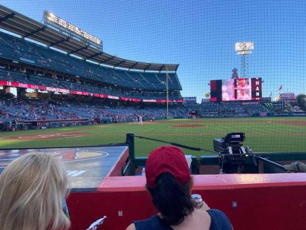 Angel Stadium, section: 124, row: D, seat: 3