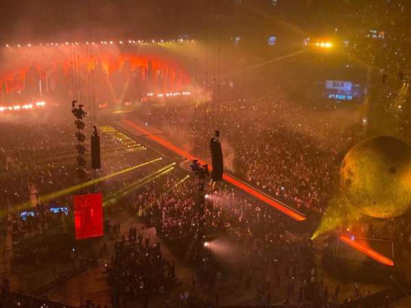 Rogers Centre, section: 528, row: 13, seat: 4