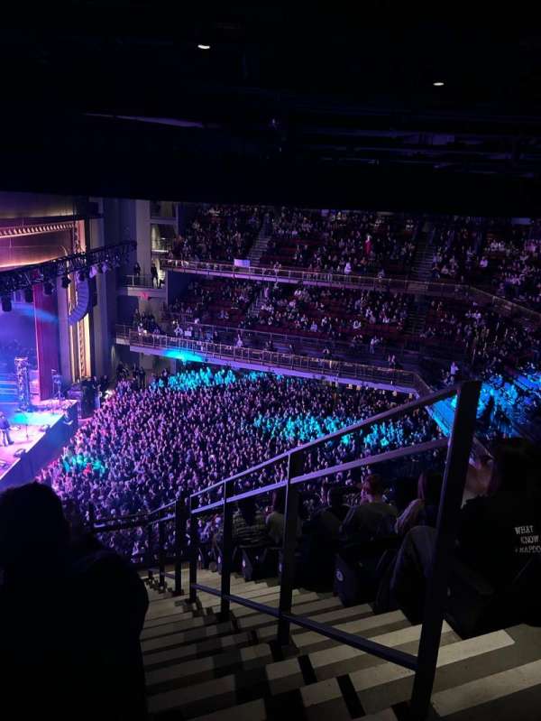 MGM Music Hall at Fenway, section: Rail 9, row: H, seat: 8