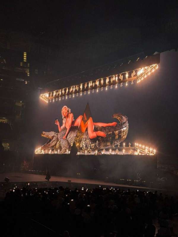 SoFi Stadium, section: VIP132, row: 2, seat: 15