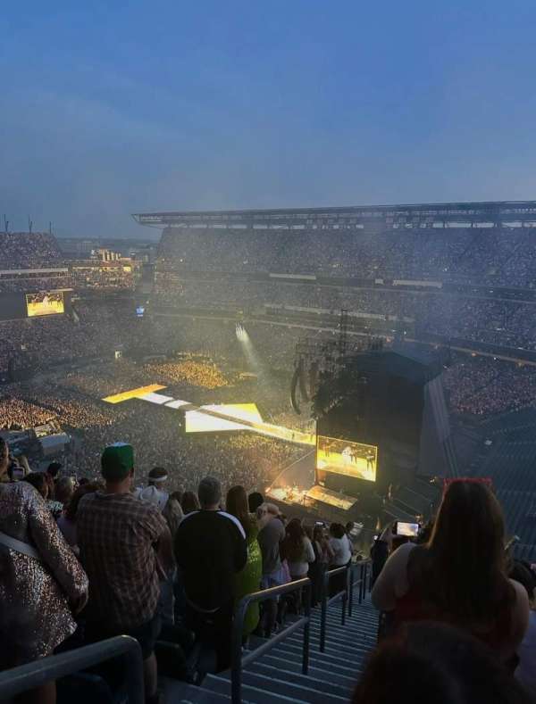 Lincoln Financial Field, section: 231, row: 20, seat: 20