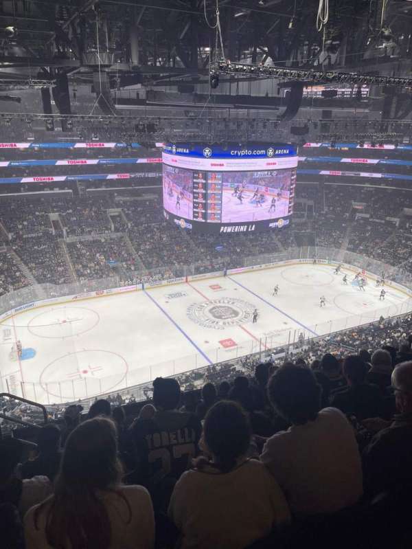 Crypto.com Arena, section: 320, row: 8, seat: 19