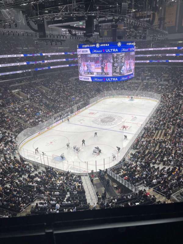 Crypto.com Arena, section: 324, row: 1, seat: 2