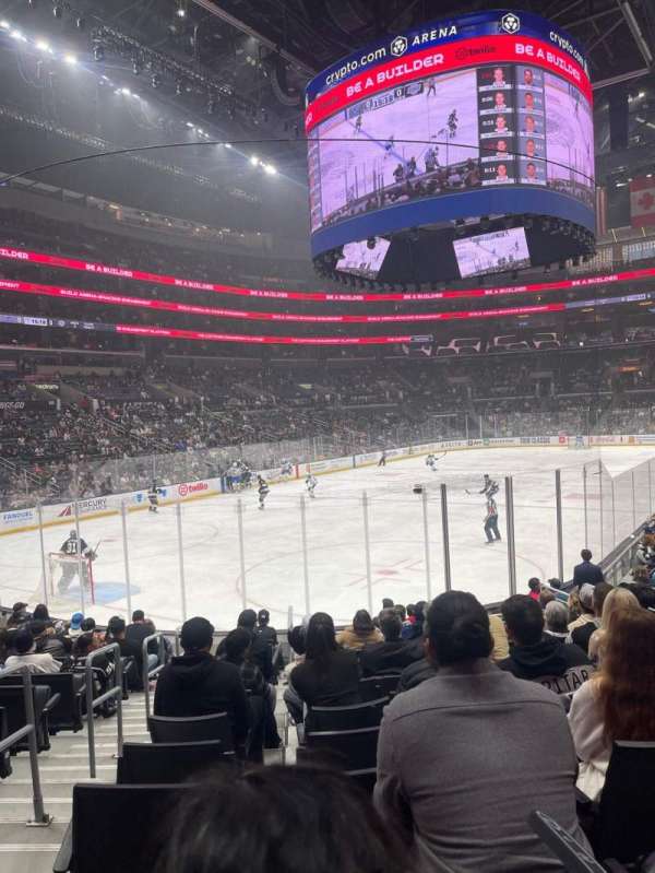 Crypto.com Arena, section: 105, row: 16, seat: 13