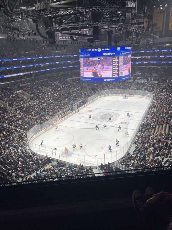Crypto.com Arena, section: 324, row: 2, seat: 8