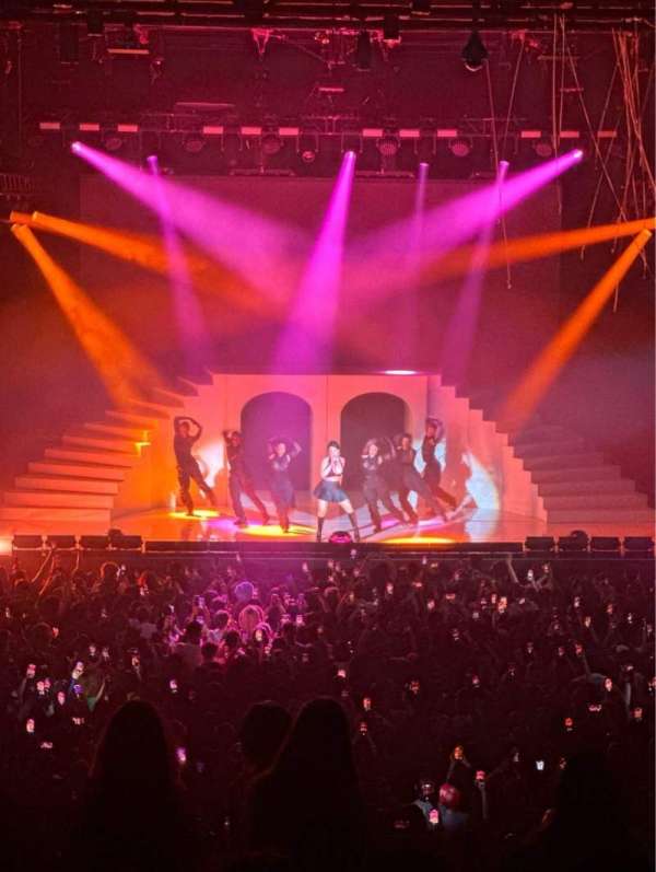 Coca-Cola Roxy, section: 201, row: G, seat: 27