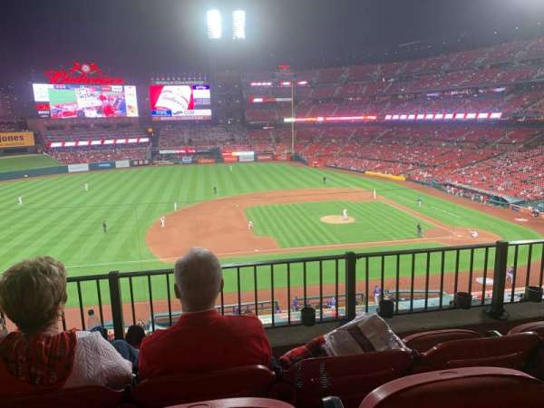 Busch Stadium, section: 257, row: 3, seat: 17
