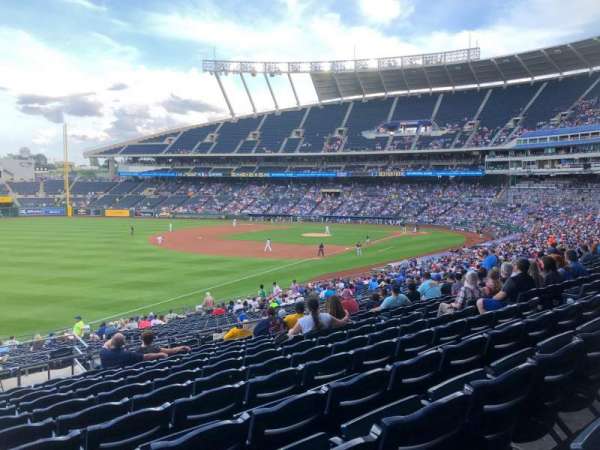 Kauffman Stadium, section: 211, row: LL, seat: 1