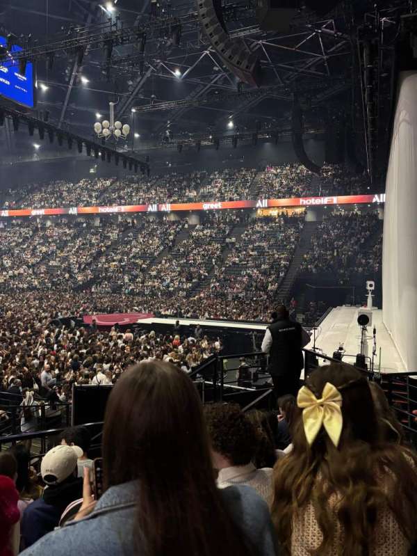 Accor Arena, section: Gradin G, row: 15, seat: 12