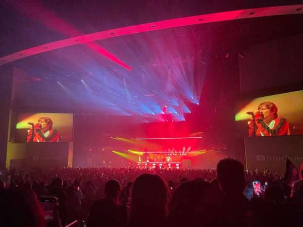 YouTube Theater, section: 104, row: R, seat: 2