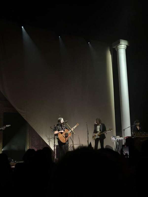 Chicago Theatre, section: MNFL4L, row: CC, seat: 419