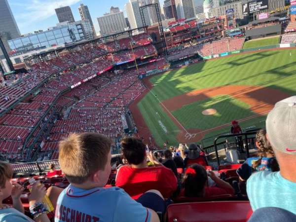 Busch Stadium, section: 448, row: 11, seat: 26