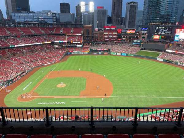 Busch Stadium, section: 442, row: 4, seat: 10