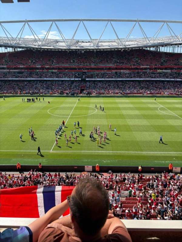 Emirates Stadium, section: 112, row: 2, seat: 59