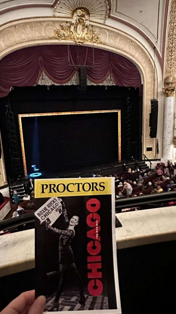 Proctor's Theatre, section: Dress Circle CL, row: DA, seat: 17