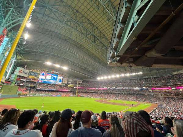 Daikin Park, section: 105, row: 37, seat: 13