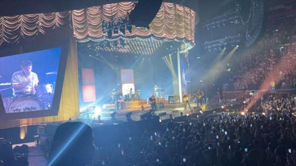 Unipol Forum, section: B6, row: 1, seat: 15