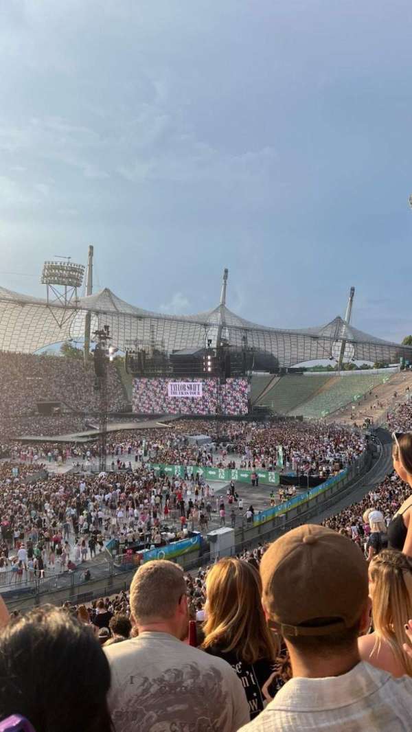 Olympiastadion München, section: Q2, row: 40, seat: 8