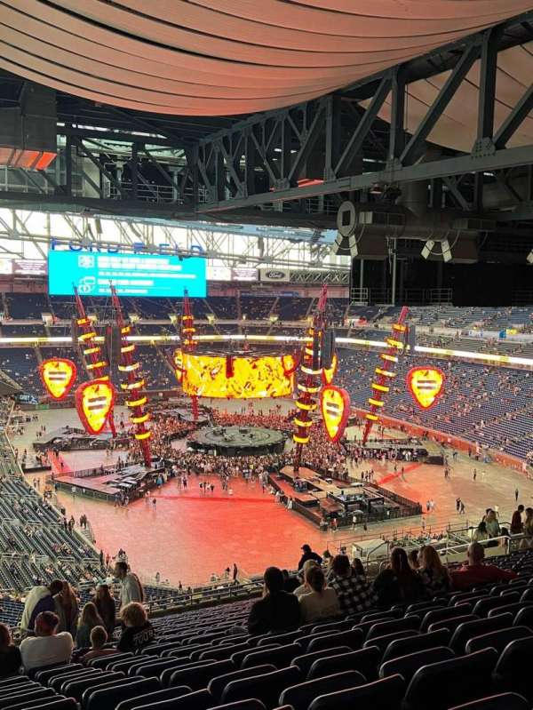 Ford Field, section: 315, row: 21, seat: 1