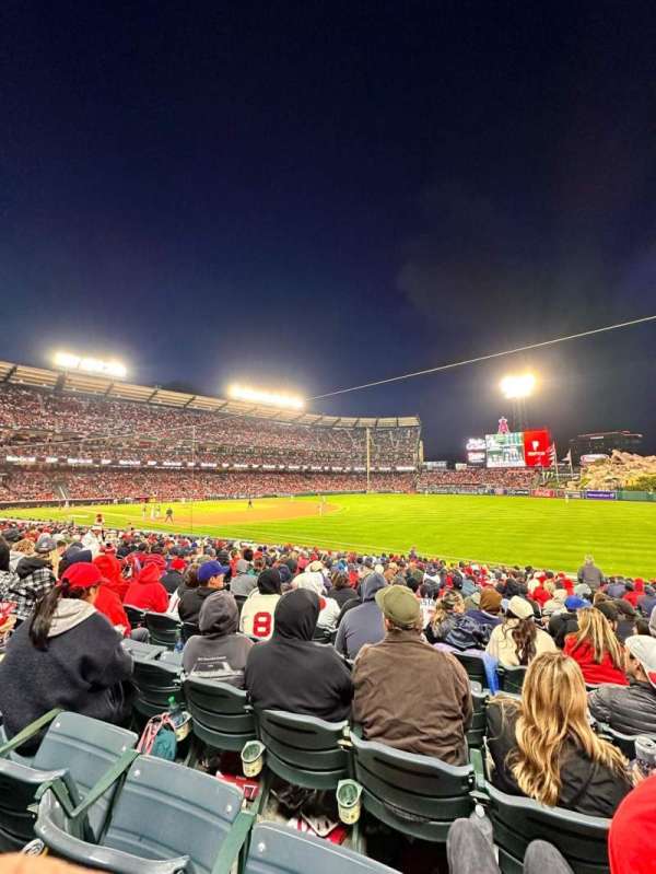 Angel Stadium, section: 129, row: V, seat: 16